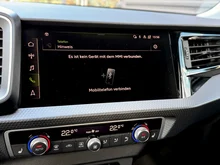 Audi A1 Sportback 25 TFSI intense in Cortinaweiss