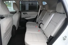 Nissan X-TRAIL e-Power e-4orce Tekna in weiß
