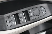 Nissan X-TRAIL e-Power e-4orce Tekna in weiß