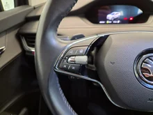 Škoda Enyaq 80 in Black-Magic Perleffekt
