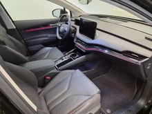 Škoda Enyaq 80 in Black-Magic Perleffekt
