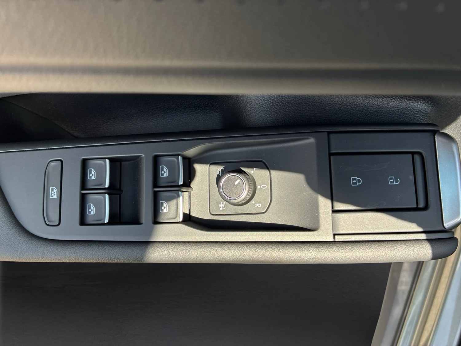 Bild eines VW T-Roc Style eTSI DSG