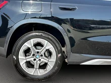 BMW X1 sDrive 18 d in schwarz - metallic