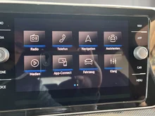 VW T-Cross Sport TSI in Deep Black Perleffekt