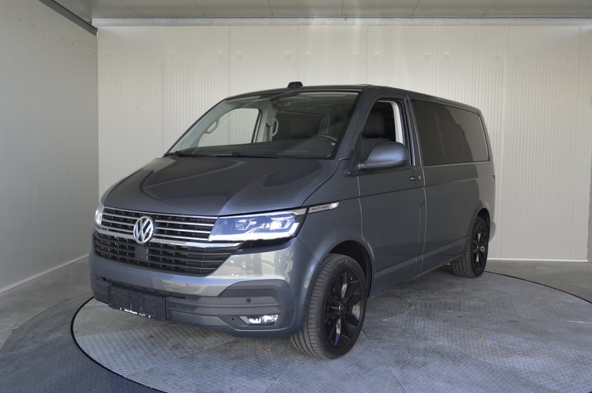 VW Multivan Trendline TDI 4MOTION