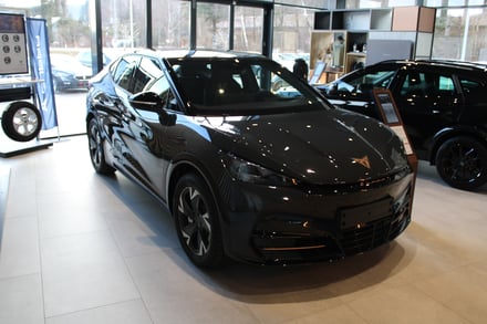 CUPRA Tavascan Base 210kW/286PS