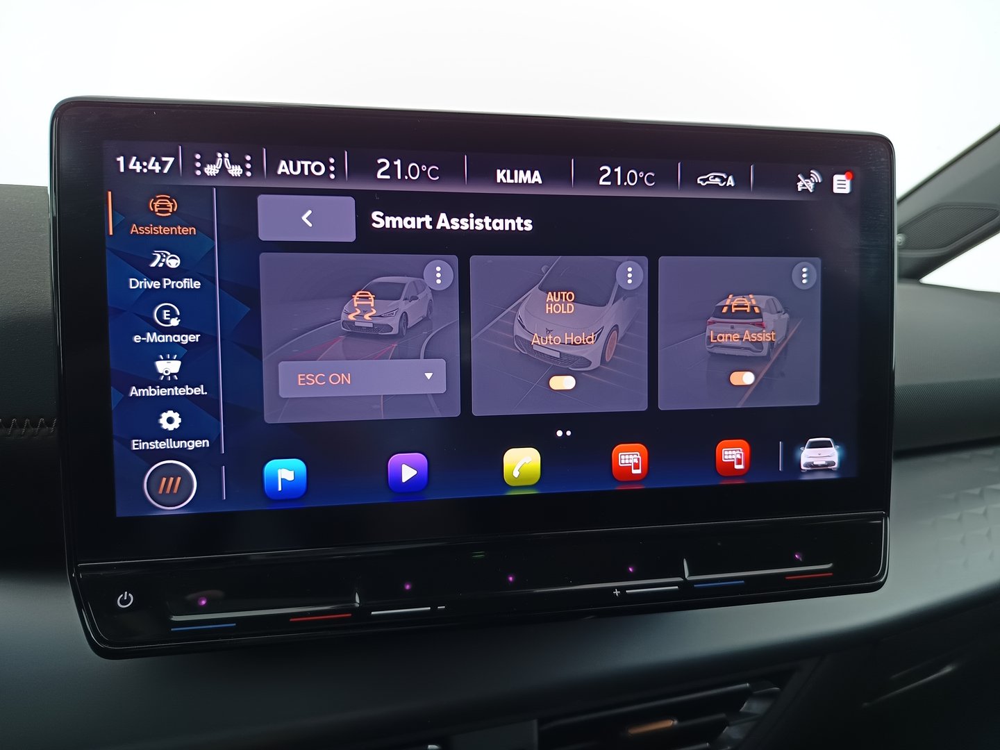 SEAT Born 77 e-Boost 170kW/231PS | Bild 22 von 35