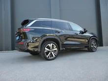 VW Tayron Friends eHybrid DSG 150kW in Grenadillschwarz Metallic