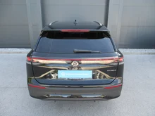 VW Tayron Friends eHybrid DSG 150kW in Grenadillschwarz Metallic