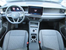 VW Tayron Friends eHybrid DSG 150kW in Grenadillschwarz Metallic