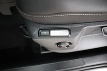 VW T-Roc R-Line TSI in weiss - normal