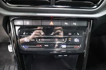 VW T-Roc R-Line TSI in weiss - normal