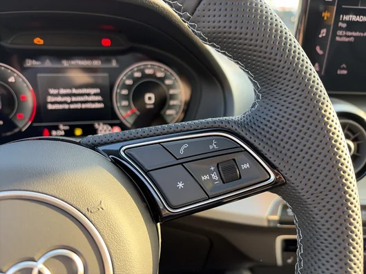 Bild eines Q2 30 TDI admired