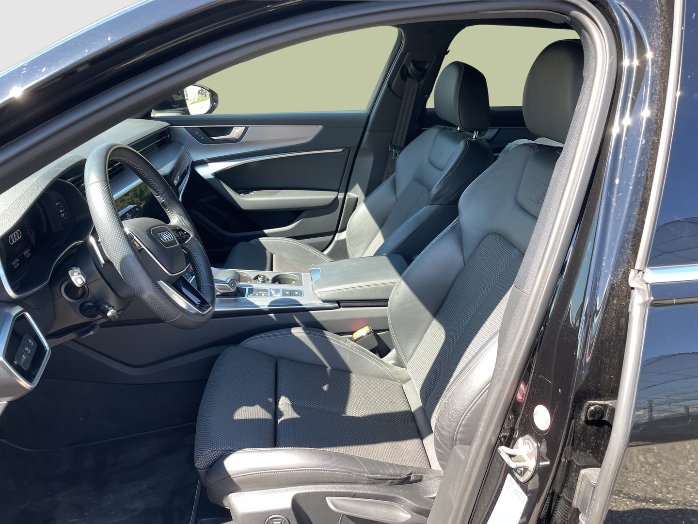 Audi A6 Avant 35 TDI Sport | Bild 7 von 26