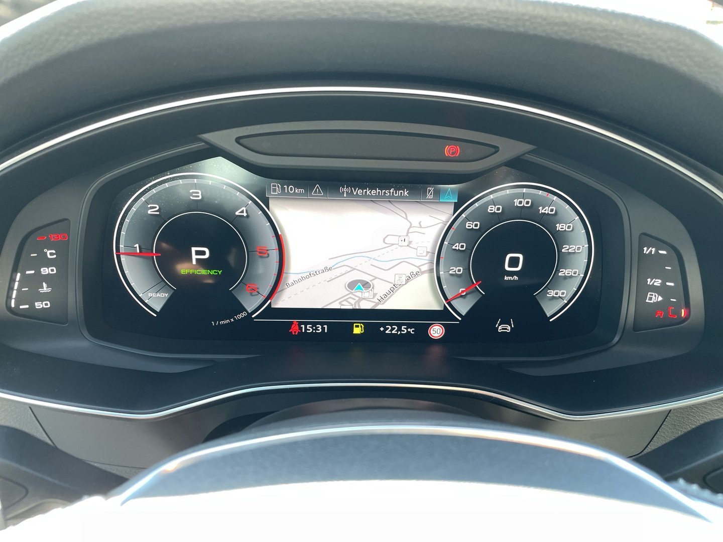 Audi A6 Avant 35 TDI Sport | Bild 10 von 26