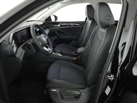 VW Tiguan Elegance eTSI DSG