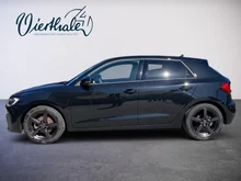 Audi A1 Sportback 30 TFSI intense in Mythosschwarz Metallic