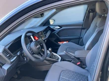Audi A1 Sportback 30 TFSI intense in Mythosschwarz Metallic
