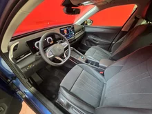 VW T-Roc Style eTSI DSG in Celestial Blue