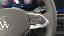 VW Tiguan Friends eTSI DSG in Cipressino-Grün Metallic