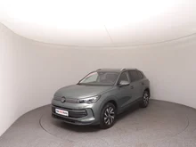 VW Tiguan Friends eTSI DSG in Cipressino-Grün Metallic