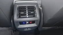 VW Tiguan Friends eTSI DSG in Cipressino-Grün Metallic