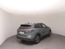 VW Tiguan Friends eTSI DSG in Cipressino-Grün Metallic