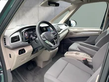 VW Multivan Business TDI in Starlightblue Metallic