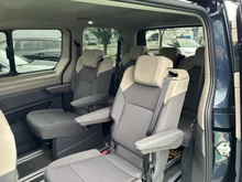 VW Multivan Business TDI in Starlightblue Metallic