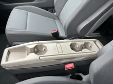 VW Multivan Business TDI in Starlightblue Metallic
