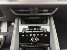 Porsche Macan 4 in tiefschwarzmetallic