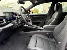 Porsche Macan 4 in tiefschwarzmetallic