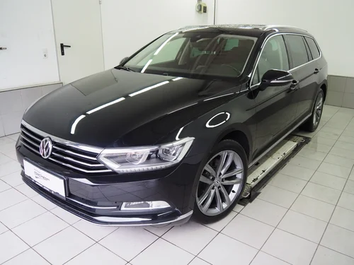 VW Passat Variant HL TDI SCR 4MOTION DSG