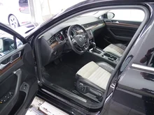 VW Passat Variant HL TDI SCR 4MOTION DSG in 2T Deep Black Perleffekt