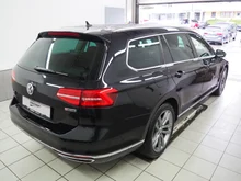 VW Passat Variant HL TDI SCR 4MOTION DSG in 2T Deep Black Perleffekt