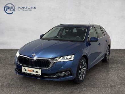 Škoda OCTAVIA Combi Premium iV DSG