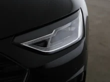 Audi A4 Avant 35 TFSI advanced in MYTHOSSCHWARZ METALLIC