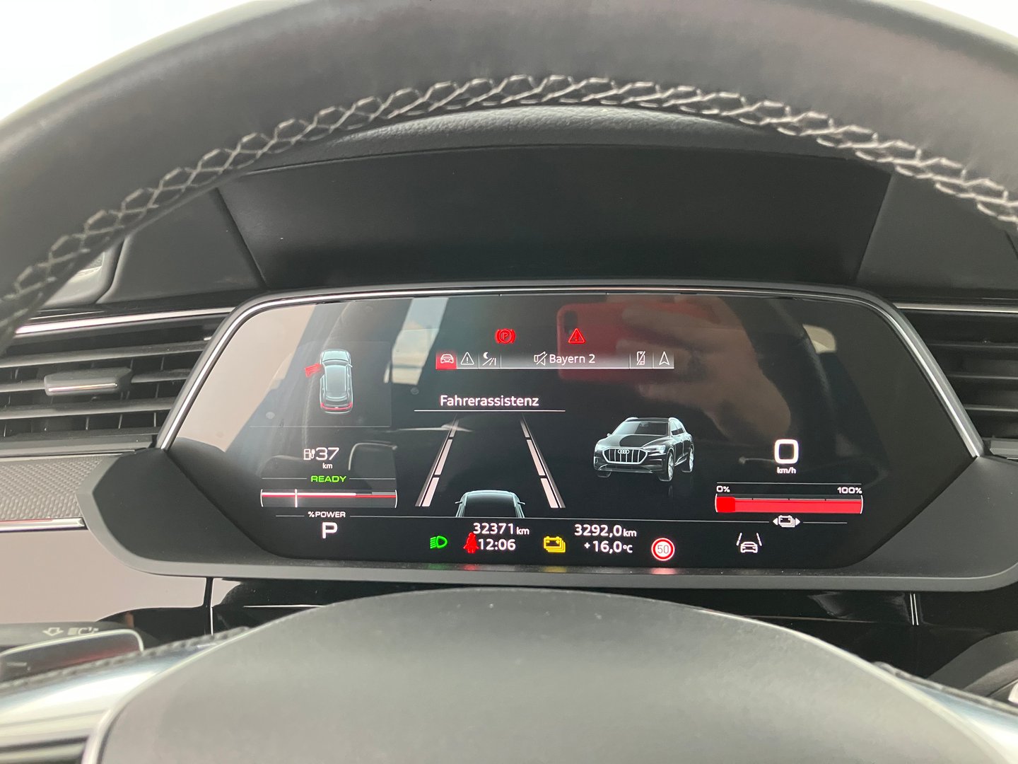 Audi e-tron S 370 kW | Bild 7 von 19
