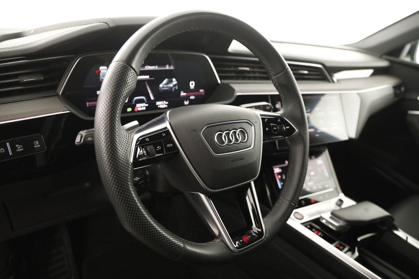 Audi e-tron S 370 kW | Bild 6 von 20