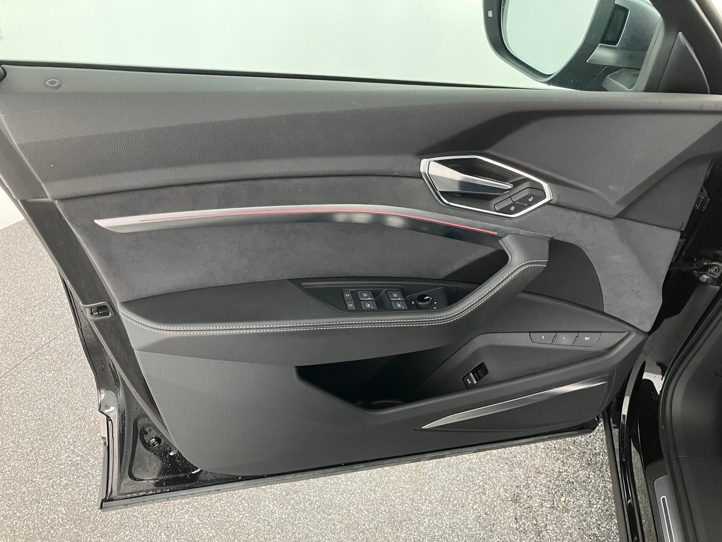 Audi e-tron S 370 kW | Bild 3 von 19