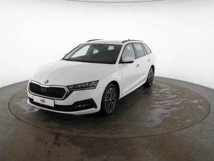 Škoda OCTAVIA Combi Ambition TDI DSG
