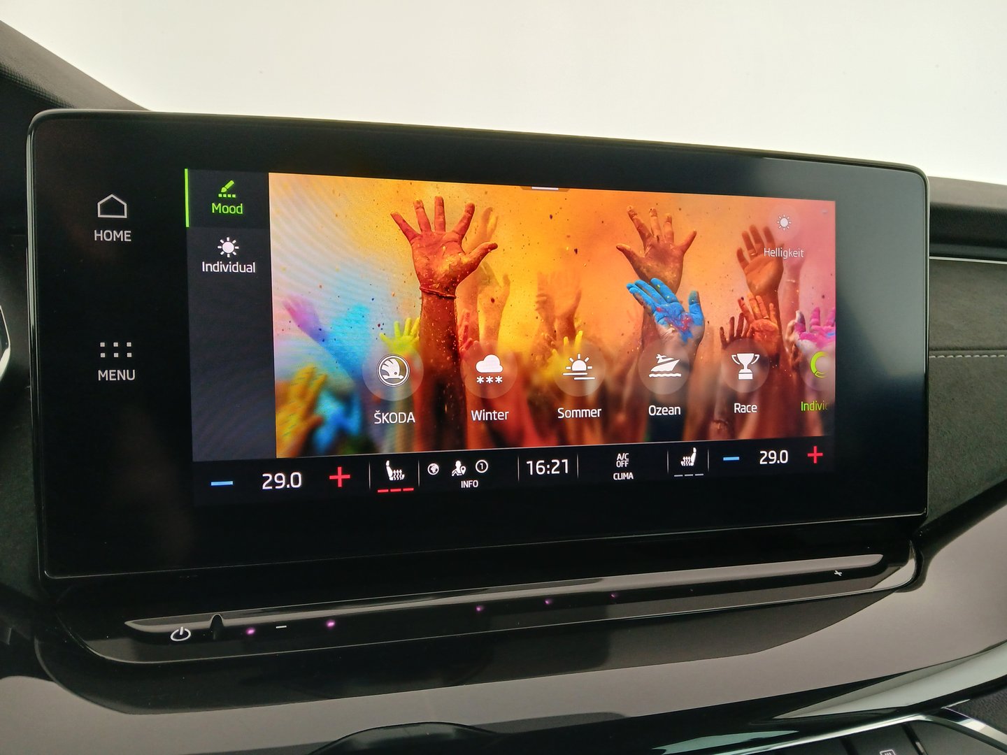 Škoda OCTAVIA Combi Style TSI e-TEC DSG | Bild 23 von 39