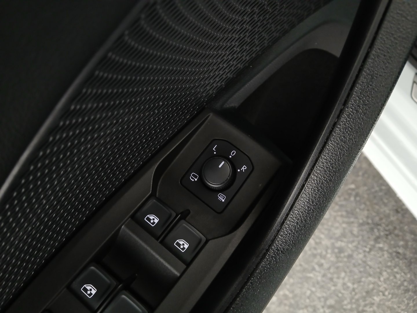 Škoda OCTAVIA Combi Style TSI e-TEC DSG | Bild 11 von 39