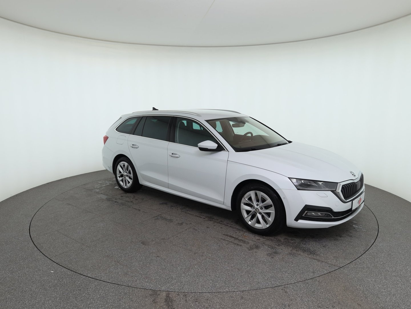 Škoda OCTAVIA Combi Style TSI e-TEC DSG | Bild 3 von 39