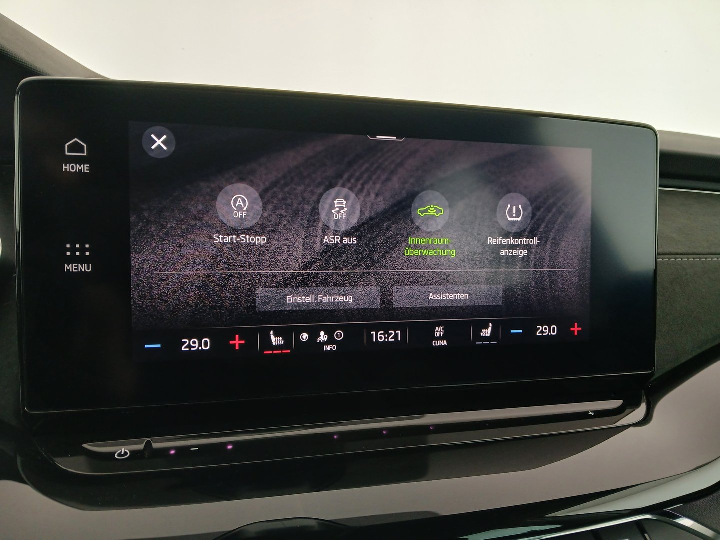 Škoda OCTAVIA Combi Style TSI e-TEC DSG | Bild 26 von 39