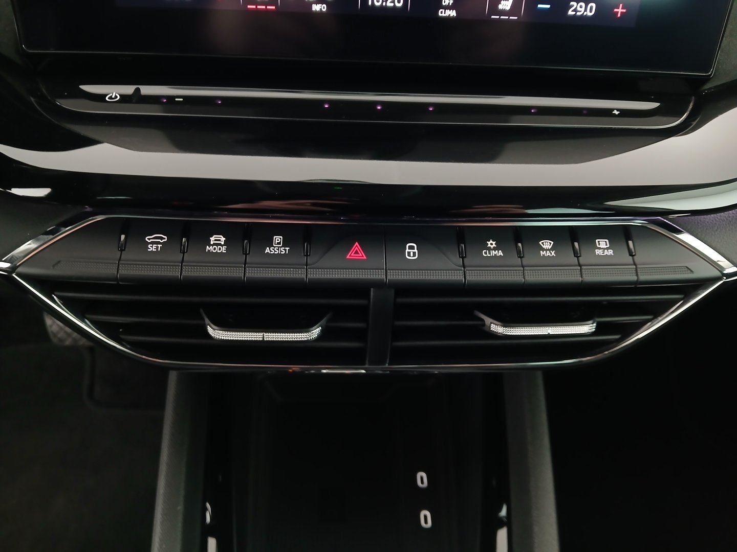 Škoda OCTAVIA Combi Style TSI e-TEC DSG | Bild 31 von 39