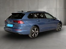 VW Golf Variant Business TSI in Anemonenblau Metallic