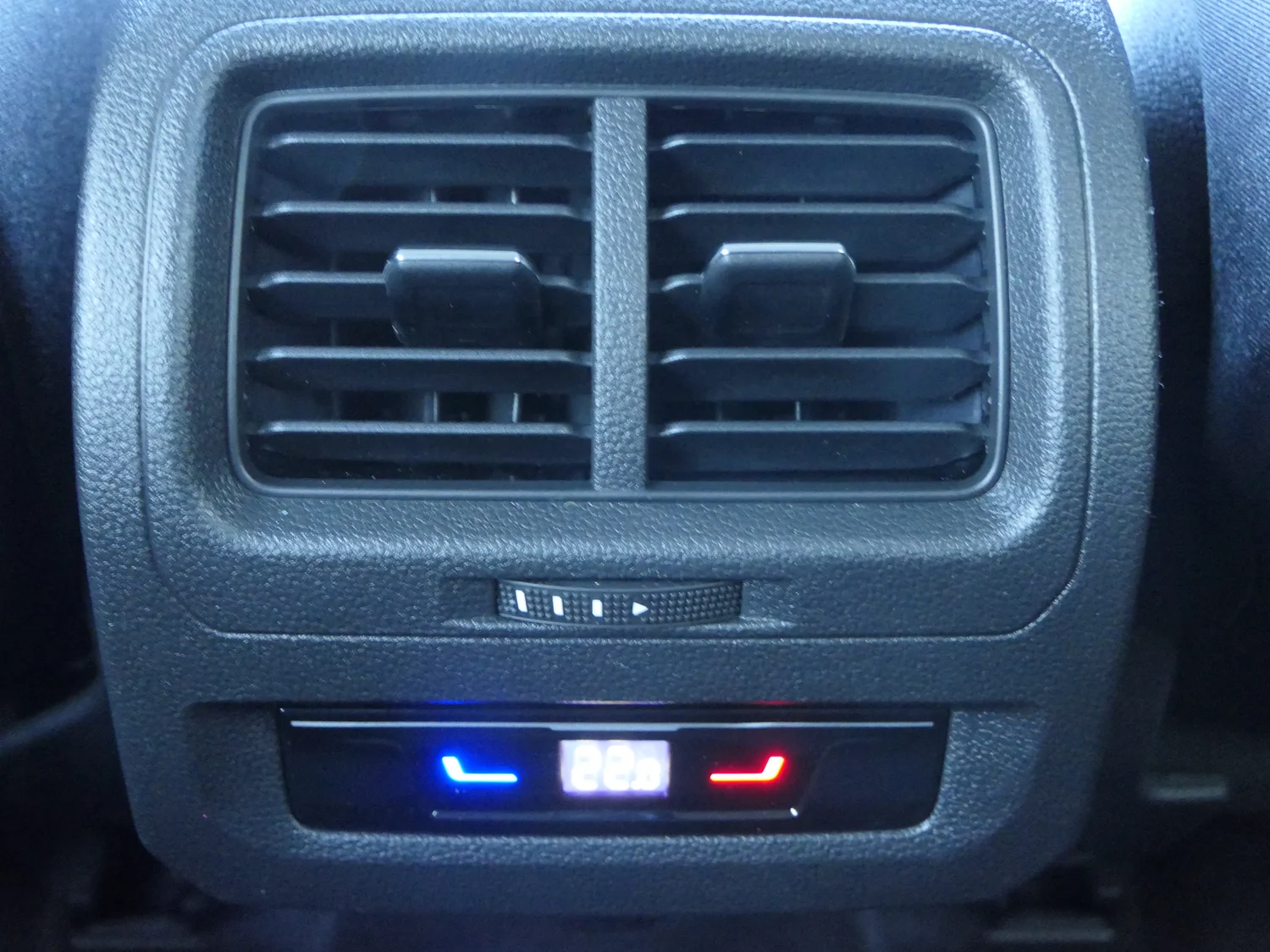 Bild eines VW Touran Friends TDI
