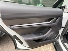 Porsche Taycan 4S Sport Turismo in eisgraumetallic