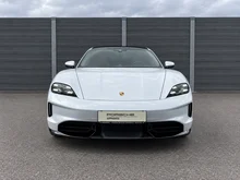 Porsche Taycan 4S Sport Turismo in eisgraumetallic